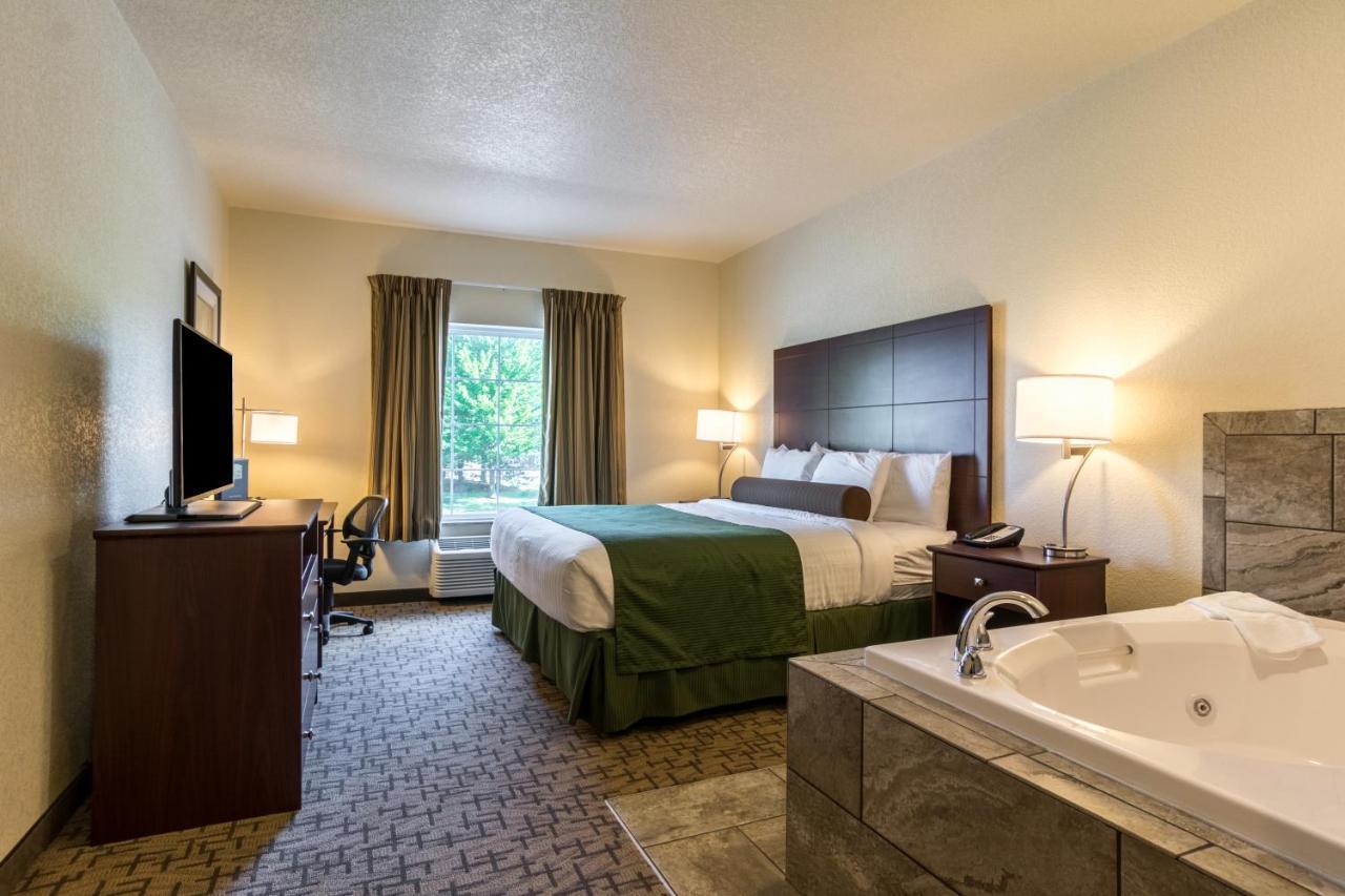 Cobblestone Hotel & Suites - Erie Εξωτερικό φωτογραφία