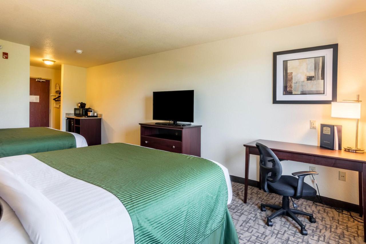 Cobblestone Hotel & Suites - Erie Εξωτερικό φωτογραφία