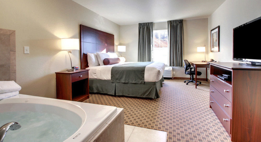 Cobblestone Hotel & Suites - Erie Εξωτερικό φωτογραφία